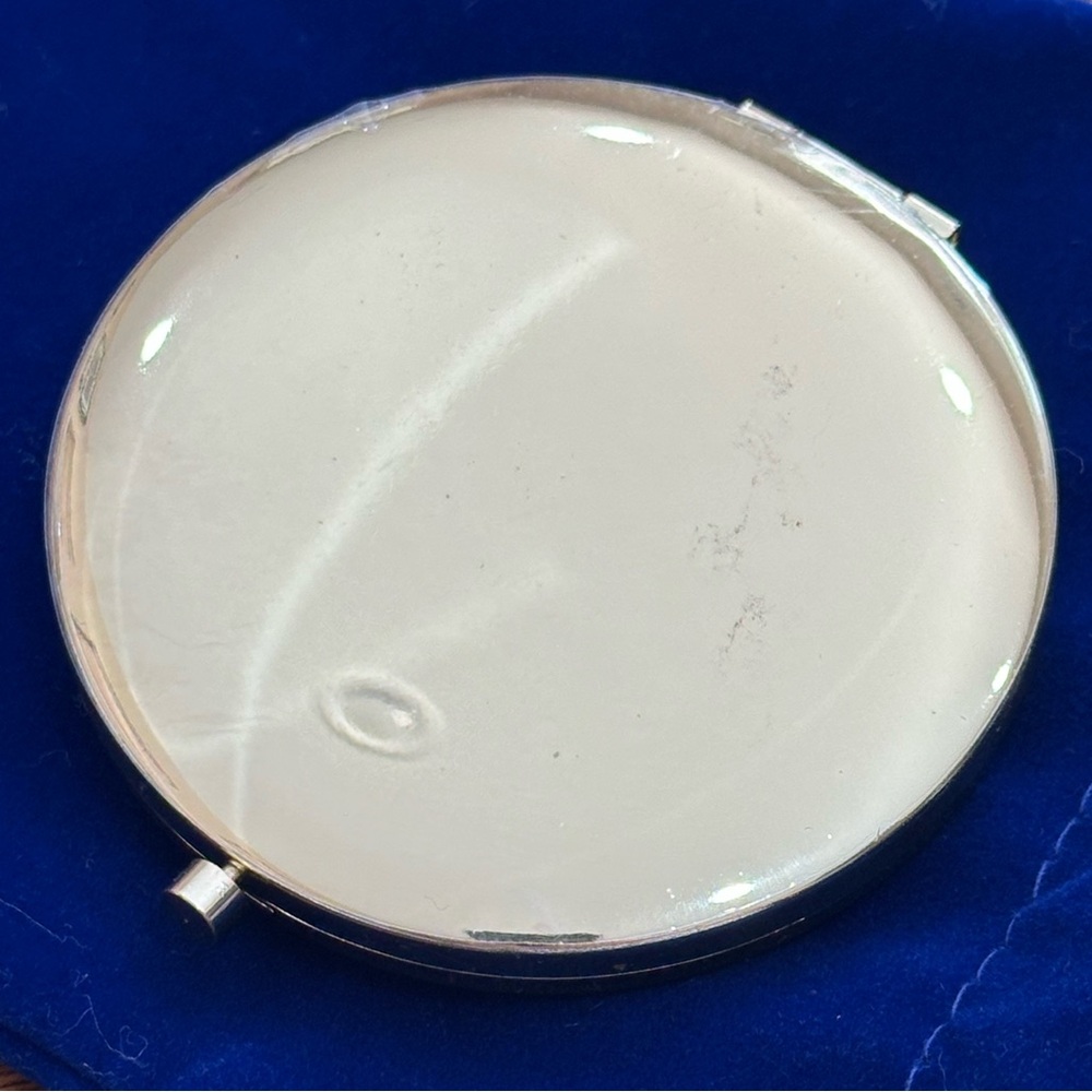 Monet Gold and Black Bee Compact Mirror - Picture 5 of 9